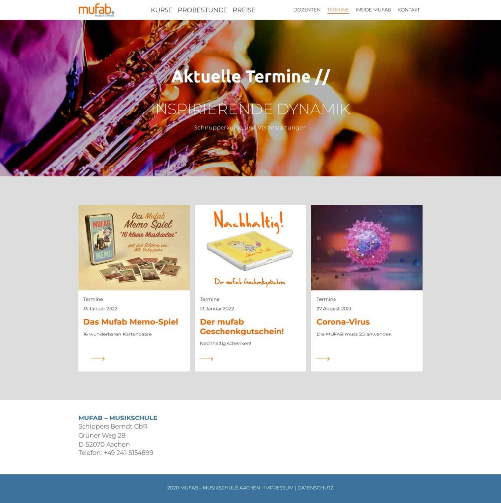 Eine von einem Aachener Webdesigner gestaltete Webseite für die Musikschule "mufab" mit anstehenden Veranstaltungen, einem Saxophon-Hintergrund und drei Veranstaltungskarten. Kontaktinformationen sind am Ende der Seite enthalten.